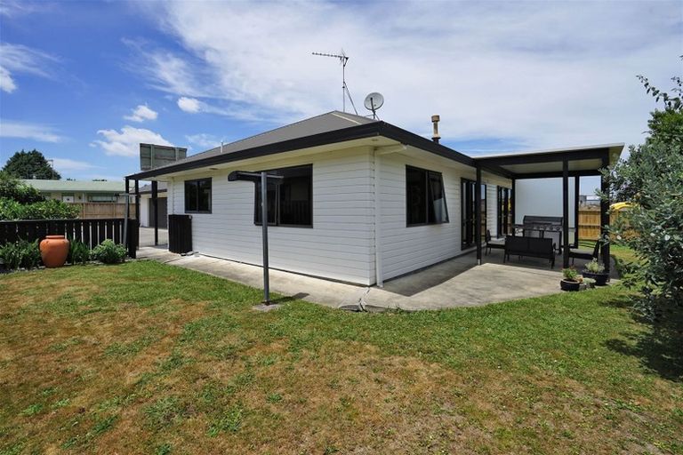 Photo of property in 25 Hastings Place, Hamilton Lake, Hamilton, 3204