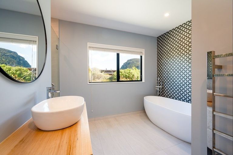 Photo of property in 1025 Aubrey Road, Albert Town, Wanaka, 9305