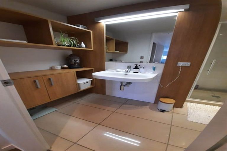 Photo of property in Monument Apartments, 3e/245 Wakefield Street, Te Aro, Wellington, 6011