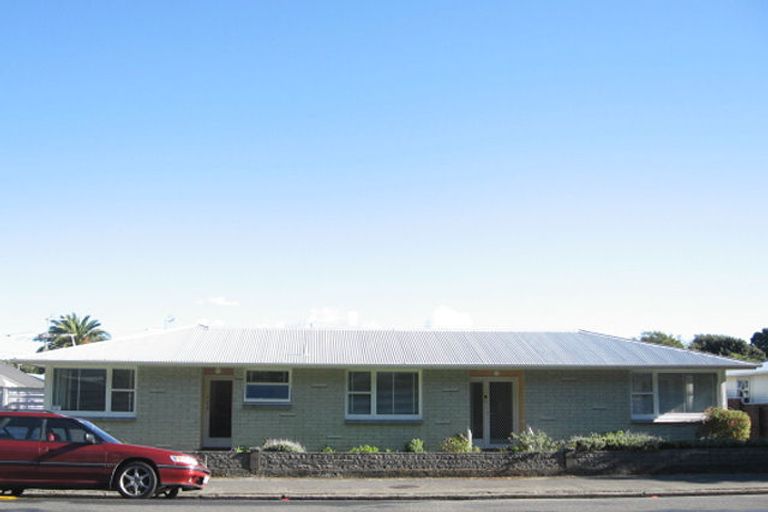 Photo of property in 8/250 Muritai Road, Eastbourne, Lower Hutt, 5013