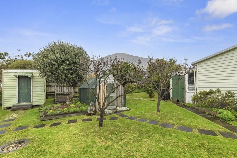 Photo of property in 1 Carlton Street, Te Aroha, 3320