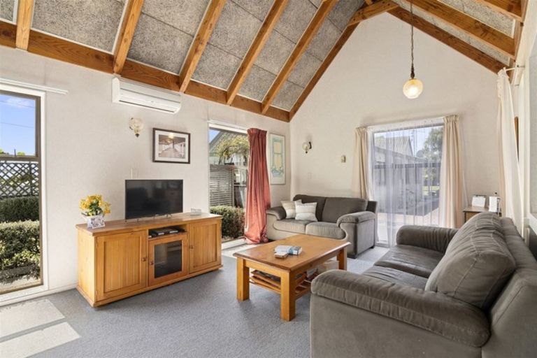 Photo of property in 3/6 Hobhouse Street, Stoke, Nelson, 7011