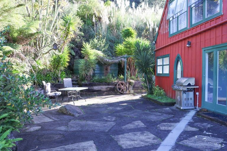 Photo of property in 61 Te Ana Lane, Thames, 3577