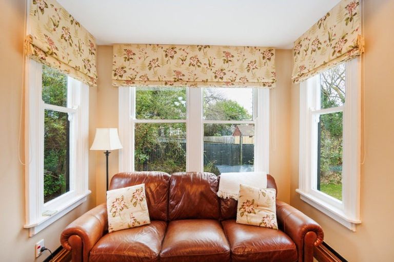 Photo of property in 11 Kings Court, Roslyn, Palmerston North, 4414