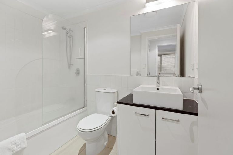 Photo of property in Algarve Apartments, 109/332 Maunganui Road, Mount Maunganui, 3116