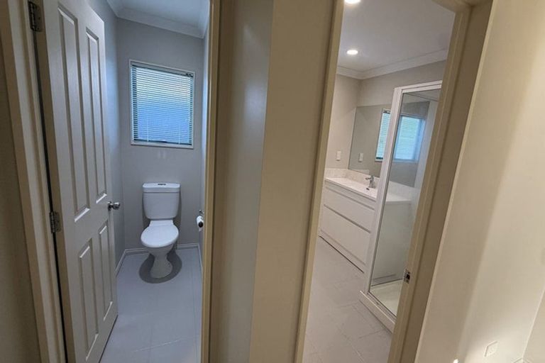 Photo of property in 6 Chadlington Avenue, Henderson, Auckland, 0612