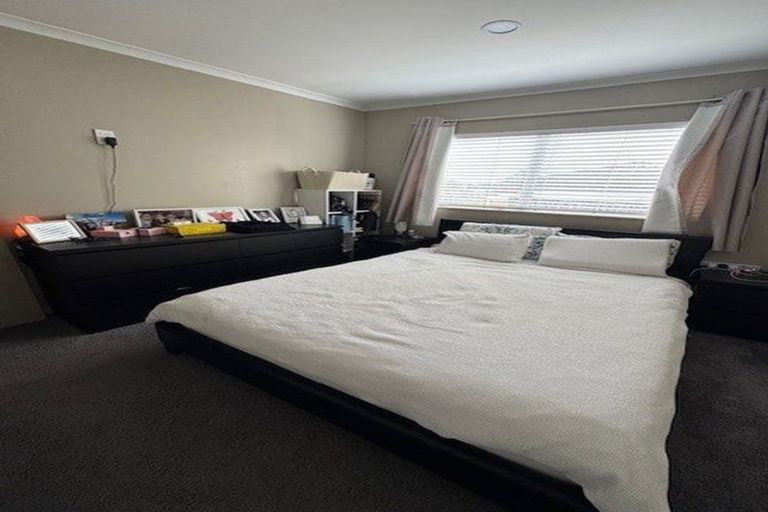 Photo of property in 54 Helvetia Drive, Browns Bay, Auckland, 0630