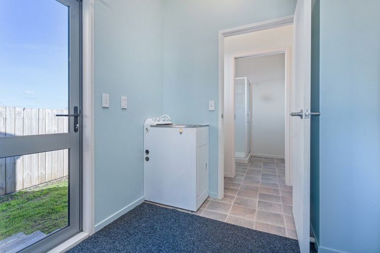 Photo of property in 14 Rena Place, Whitianga, 3510