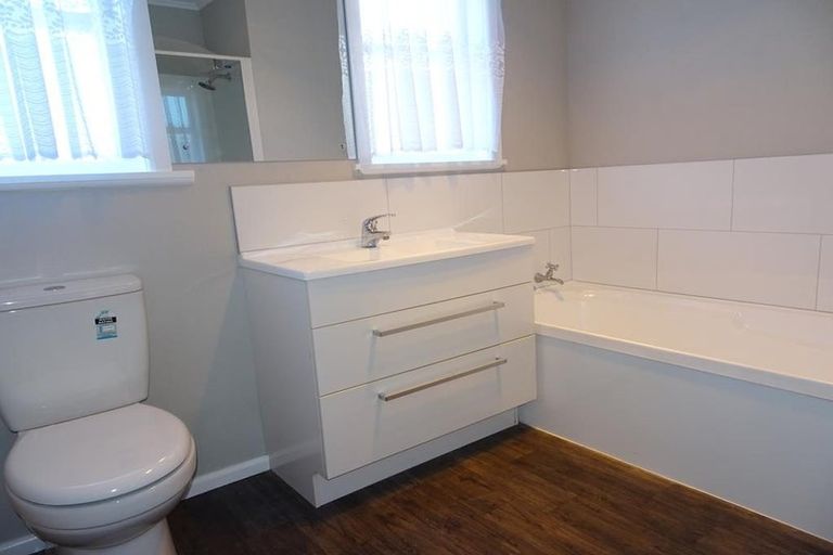 Photo of property in 46 Murphy Road, Taradale, Napier, 4112