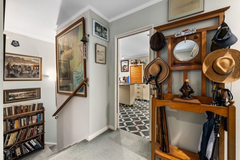 Photo of property in 20 Newgate Street, Picton, 7220