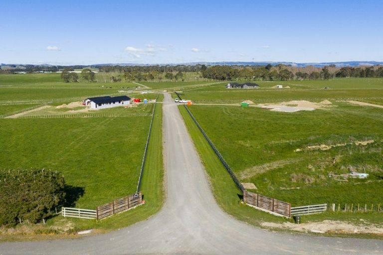 Photo of property in 11 Tirohanga Lane, Aorangi, 4775