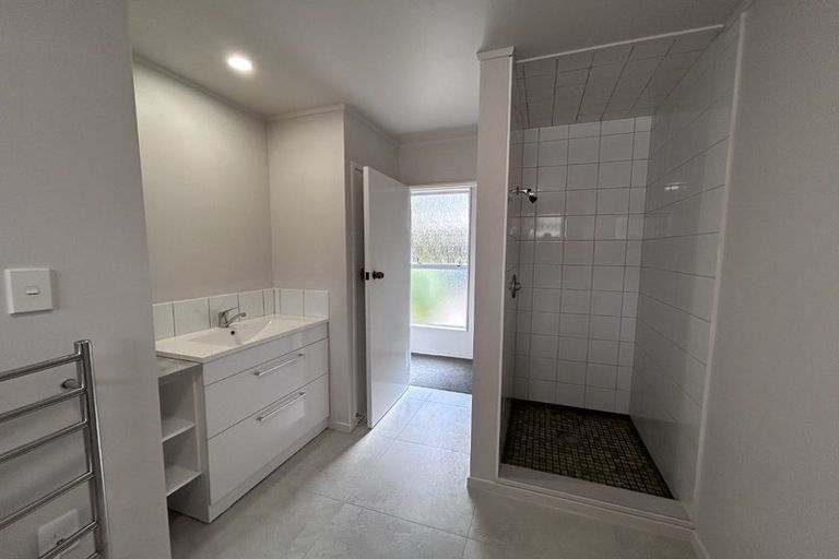 Photo of property in 10 Slako Crescent, Ruakaka, 0116