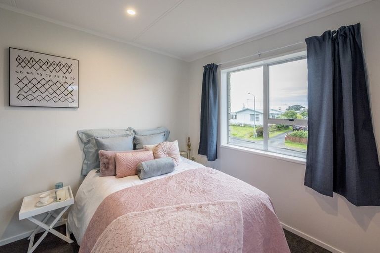 Photo of property in 3 Robert Mckeen Street, Otaki Beach, Otaki, 5512