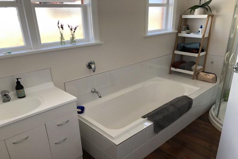 Photo of property in 251 Fergusson Drive, Heretaunga, Upper Hutt, 5018