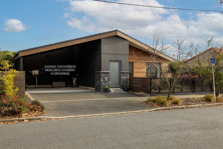 Photo of property in 9 Church Square, Addington, Christchurch, 8024