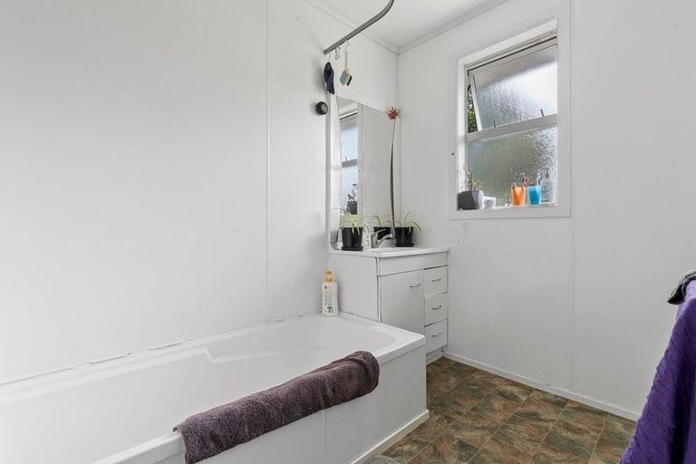 Photo of property in 10 Greenhaven Avenue, Opaheke, Papakura, 2113