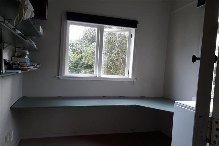 Photo of property in 137 Wellington Road, Paekakariki, 5034