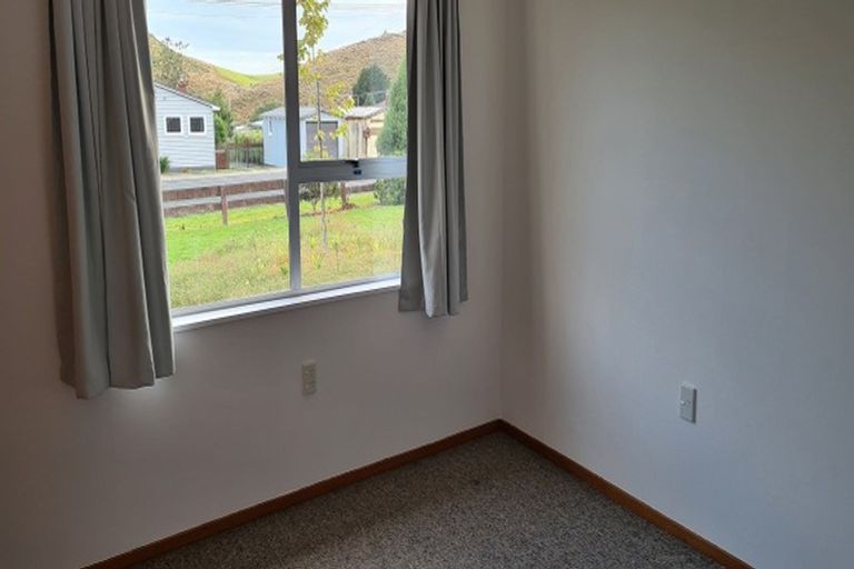 Photo of property in 31 Halsey Street, Clinton, 9534