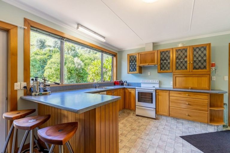 Photo of property in 70 Glen Road, The Glen, Dunedin, 9011