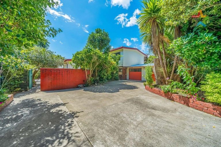 Photo of property in 135 Waterloo Road, Hutt Central, Lower Hutt, 5010