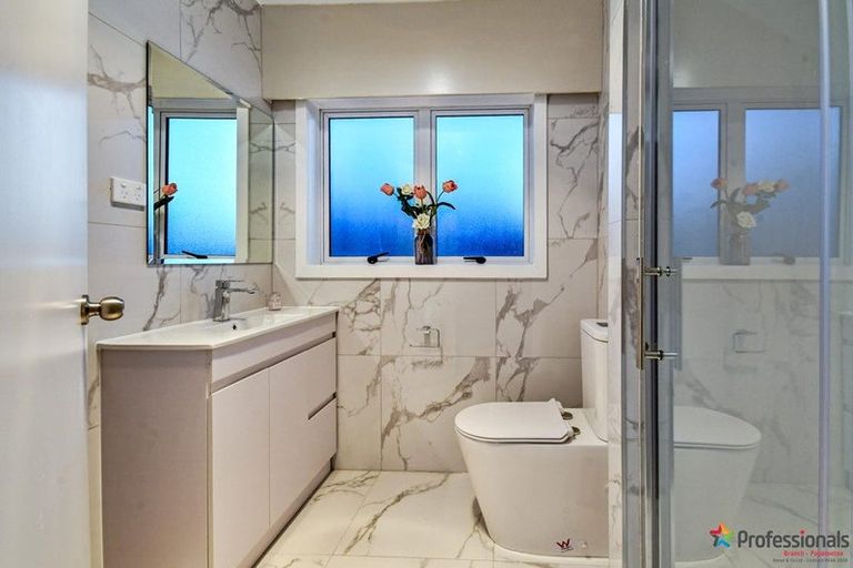 Photo of property in 27 Thompson Terrace, Manurewa, Auckland, 2102