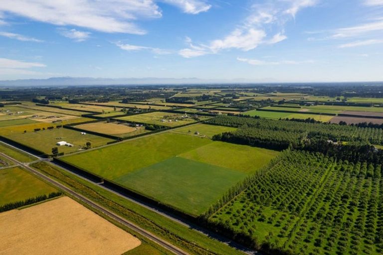 Photo of property in 42 West Melton Road, Rolleston, 7675