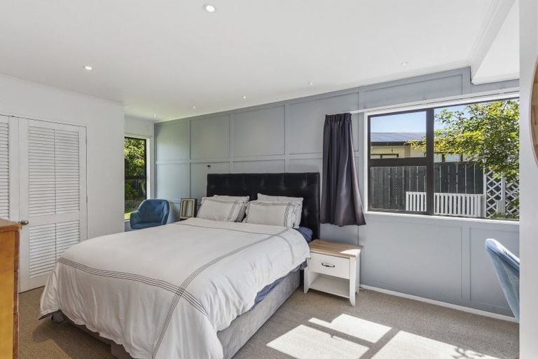 Photo of property in 72 Elizabeth Street, Waikanae, 5036