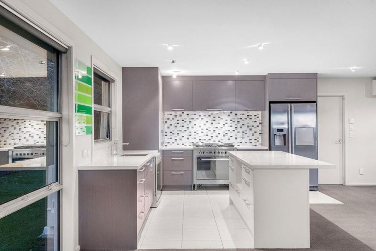 Photo of property in 10 William James Close, Mosgiel, 9024