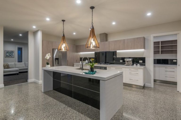 Photo of property in 2 Puriri Park Lane, Waipapa, 0230