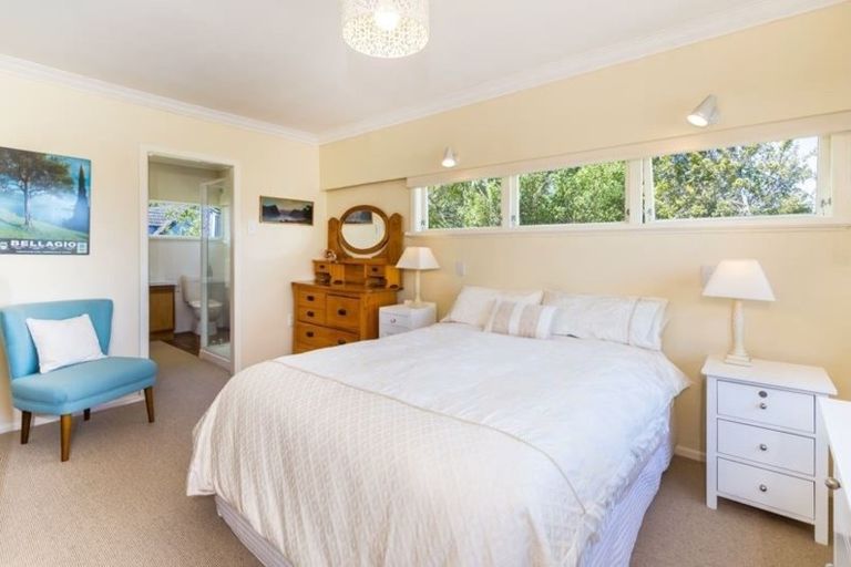 Photo of property in 64 Chesham Avenue, Waipahihi, Taupo, 3330