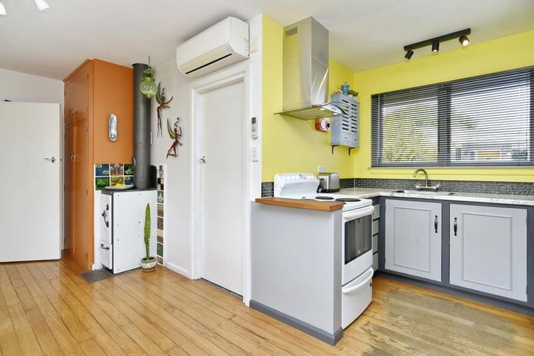 Photo of property in 30 Damien Place, Bromley, Christchurch, 8062