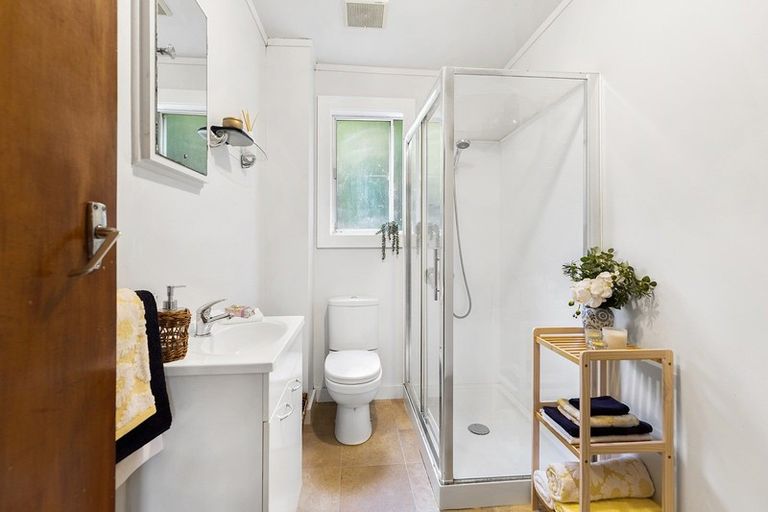 Photo of property in 3/153 Main Road, Tawa, Wellington, 5028