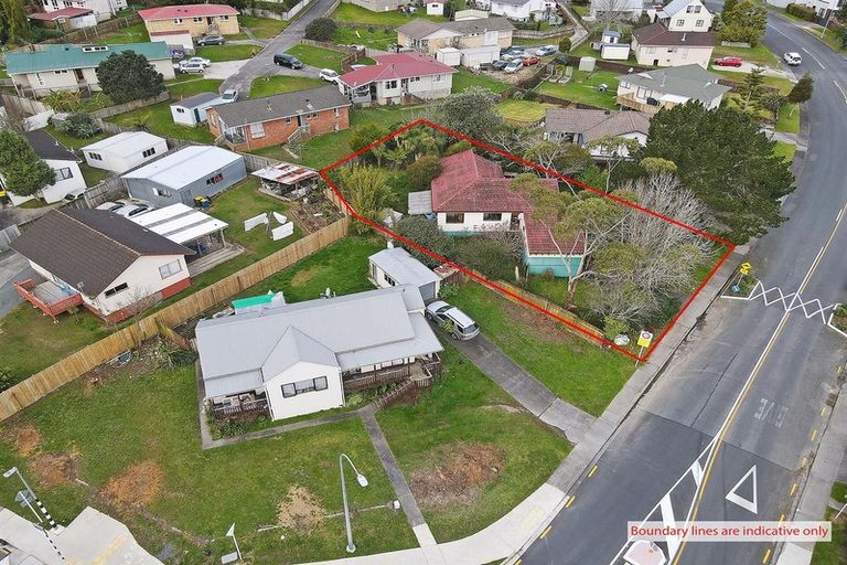 Photo of property in 4 West Harbour Drive, West Harbour, Auckland, 0618