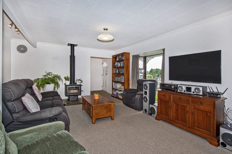 Photo of property in 17 Granfield Place, Te Kamo, Whangarei, 0112