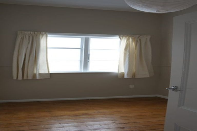 Photo of property in 242 Rintoul Street, Berhampore, Wellington, 6023