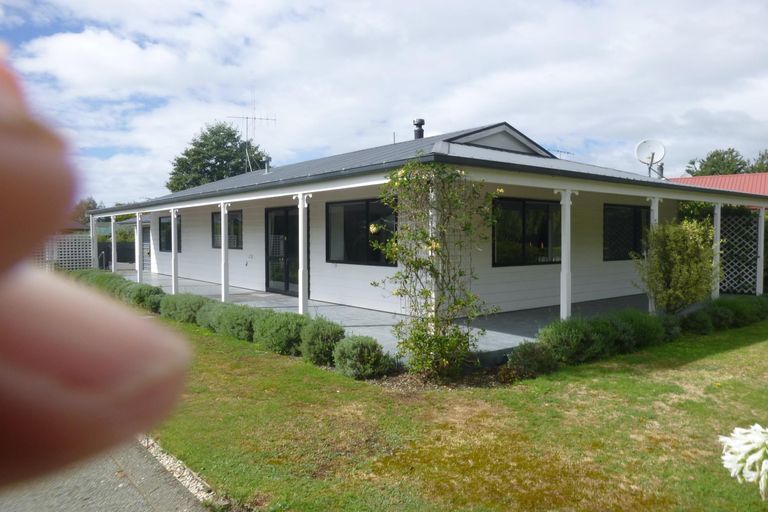 Photo of property in 46 Mckenzie Street, Geraldine, 7930