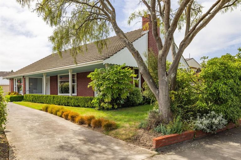 Photo of property in 40 Arlington Street, Burnside, Christchurch, 8053