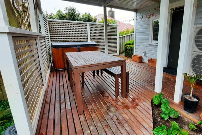 Photo of property in 50 Weld Street, Wadestown, Wellington, 6012