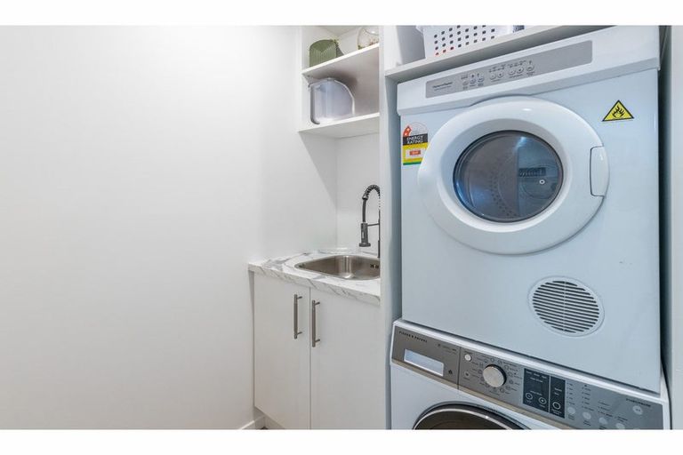 Photo of property in 15 Martyn Street, Rangiora, 7400