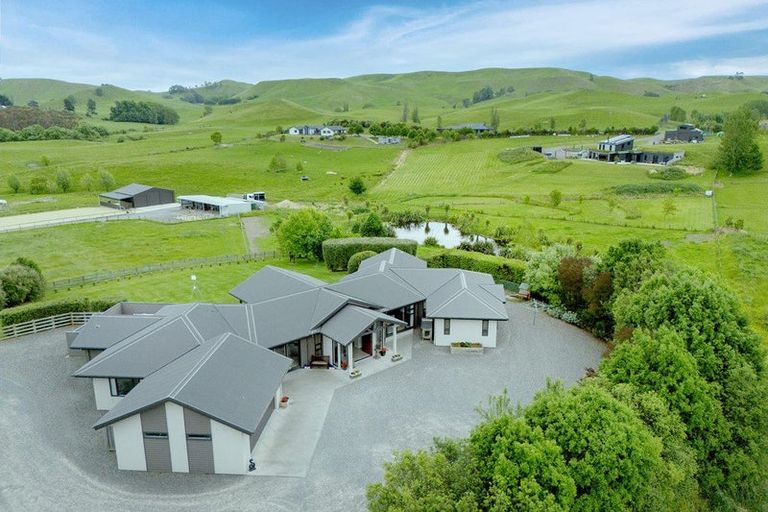 Photo of property in 19 Jg Wilson Drive, Waipukurau, 4281