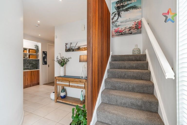 Photo of property in 6a Nelson Street, Petone, Lower Hutt, 5012