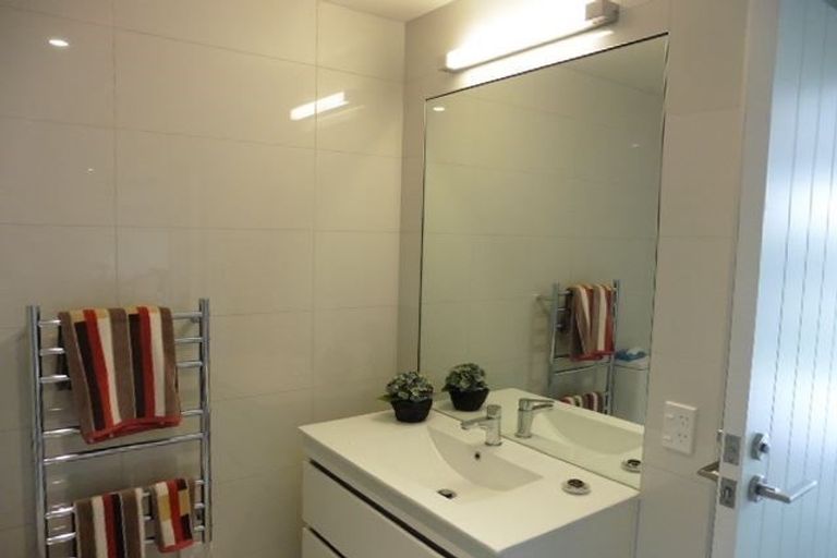 Photo of property in 26 Springfield Road, Saint Albans, Christchurch, 8014