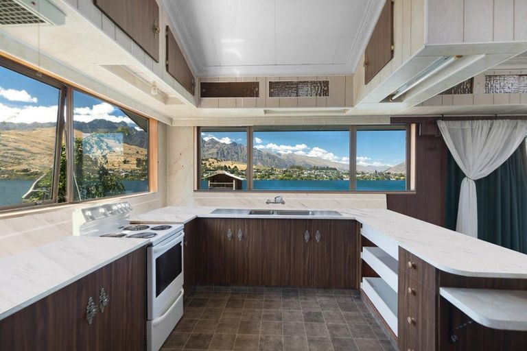 Photo of property in 247 Frankton Road, Queenstown, 9300