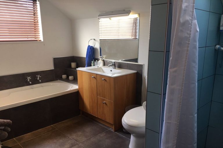 Photo of property in 2/27 Shrewsbury Street, Merivale, Christchurch, 8014