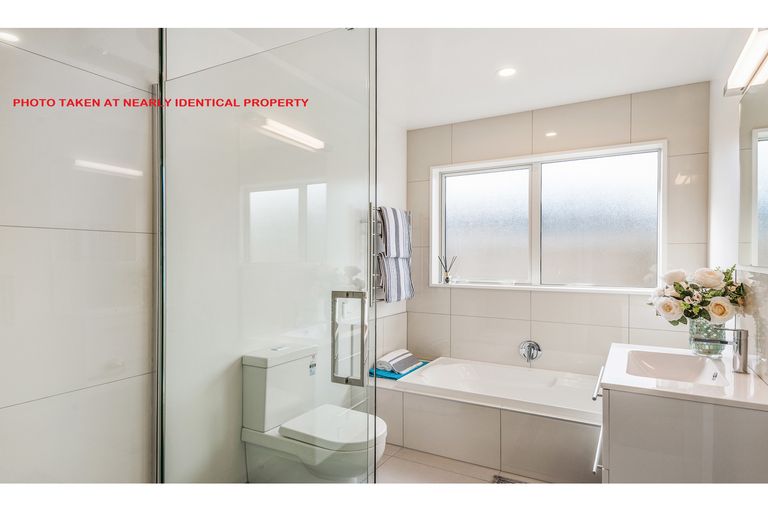 Photo of property in 58 Shillingford Boulevard, Rolleston, 7615