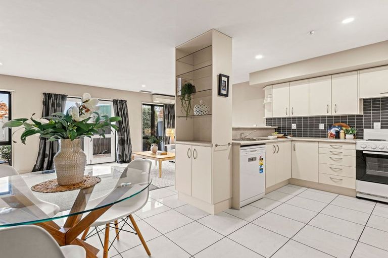 Photo of property in 2/384 Madras Street, Christchurch Central, Christchurch, 8013