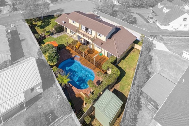 Photo of property in 12 Akepiro Place, Tawhero, Whanganui, 4501