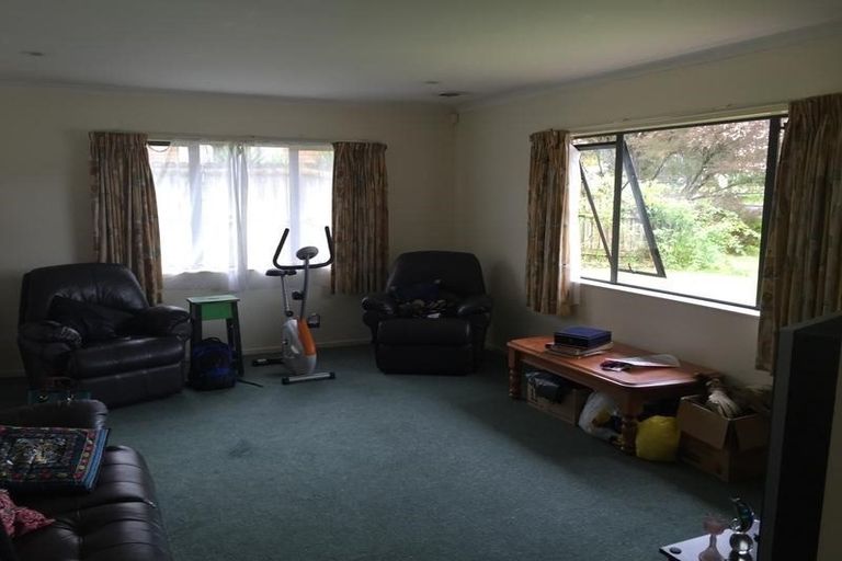 Photo of property in 21 Cretian Crescent, Henderson, Auckland, 0612