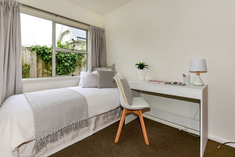 Photo of property in 1/73 Harewood Road, Papanui, Christchurch, 8053