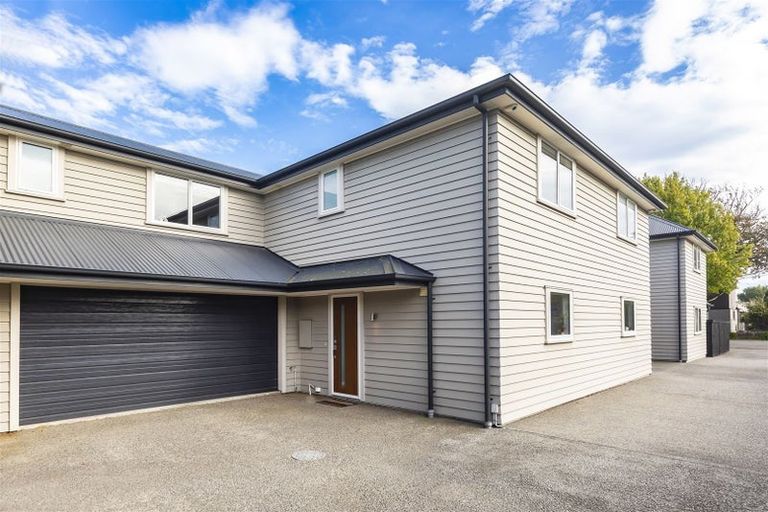 Photo of property in 3/24 Eversleigh Street, St Albans, Christchurch, 8014